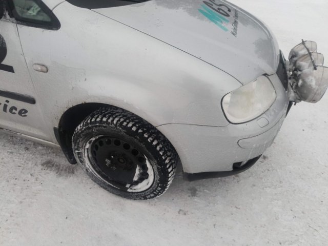 1401045-50 Volkswagen Caddy Maxi Kombi 1.9 TDI -2010