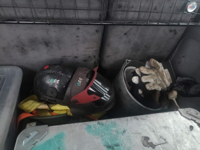 1401045-57 Volkswagen Caddy Maxi Kombi 1.9 TDI -2010