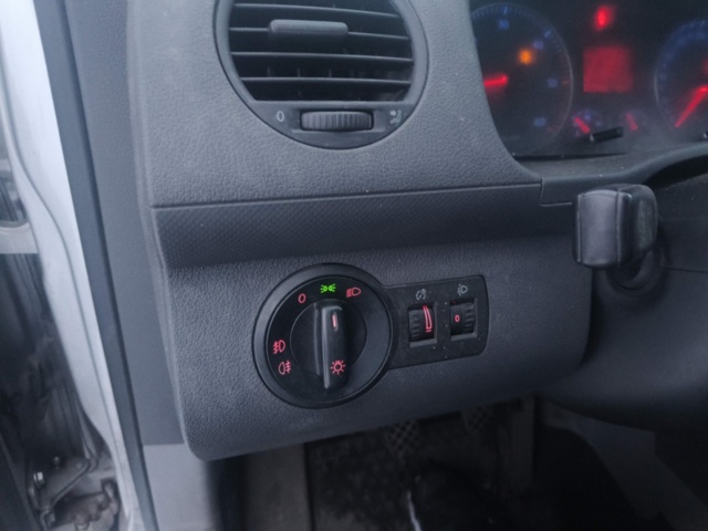 1401045-69 Volkswagen Caddy Maxi Kombi 1.9 TDI -2010