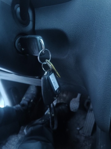 1401045-76 Volkswagen Caddy Maxi Kombi 1.9 TDI -2010