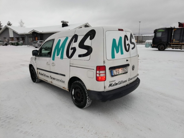 1401046-3 Volkswagen Caddy 1.6 TDI DPF DSG -2011