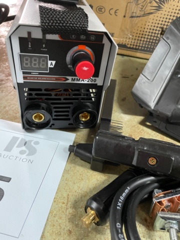 1454186-2 Pinnsvets 200 AMP