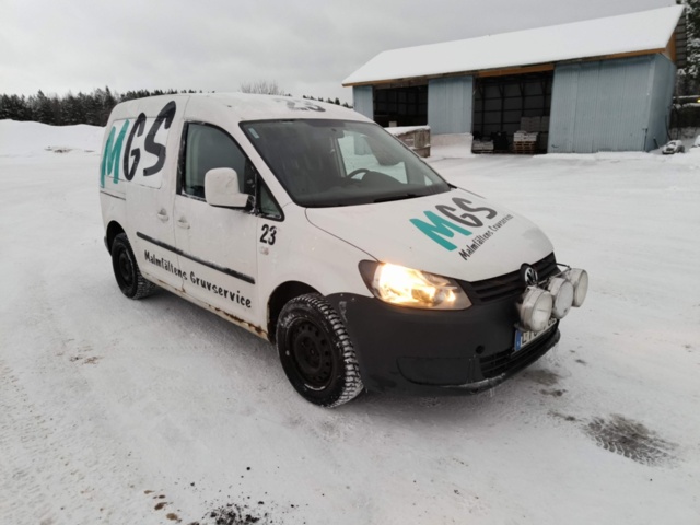 1401046-7 Volkswagen Caddy 1.6 TDI DPF DSG -2011