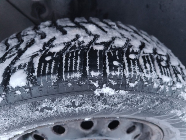 1401046-16 Volkswagen Caddy 1.6 TDI DPF DSG -2011