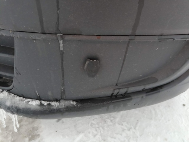 1401046-21 Volkswagen Caddy 1.6 TDI DPF DSG -2011