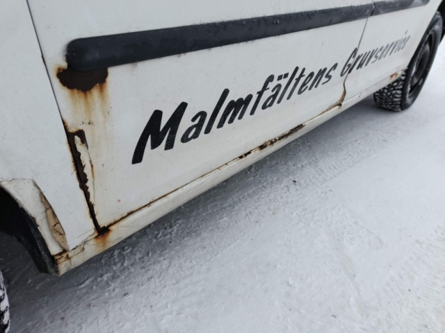 1401046-28 Volkswagen Caddy 1.6 TDI DPF DSG -2011