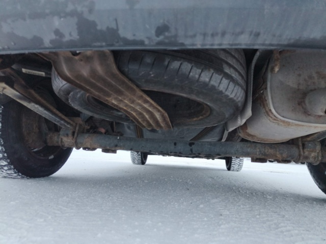 1401046-42 Volkswagen Caddy 1.6 TDI DPF DSG -2011