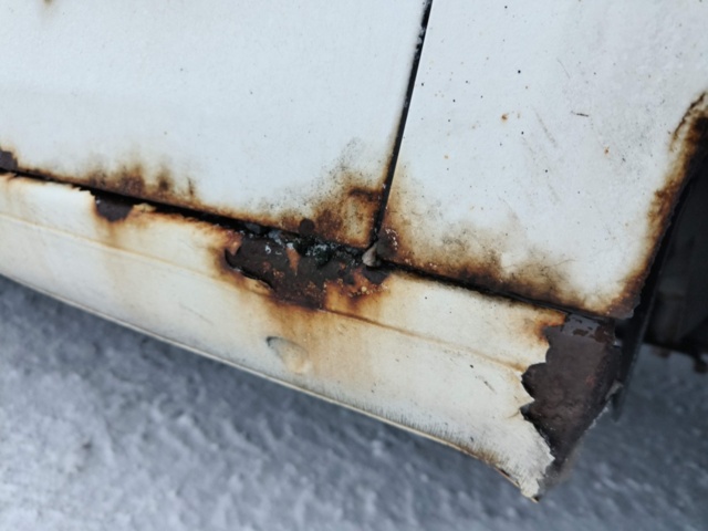 1401046-49 Volkswagen Caddy 1.6 TDI DPF DSG -2011