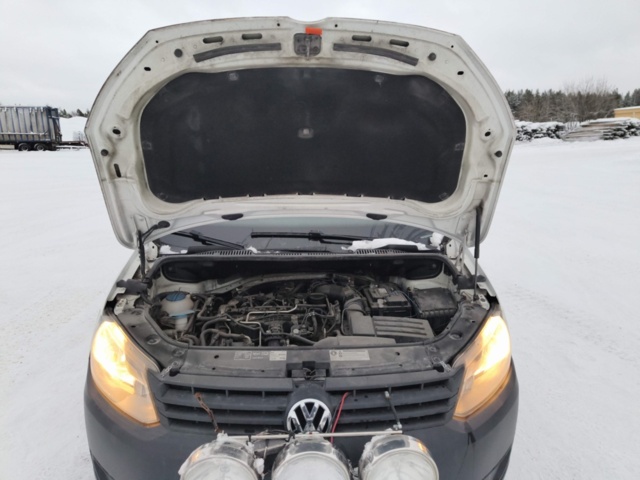 1401046-52 Volkswagen Caddy 1.6 TDI DPF DSG -2011