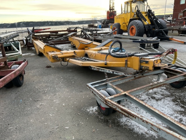 1423683-2 Hydraulisk båtvagga / upptagningsvagn