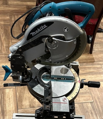 1396261-1 Kap- och gersåg - Makita