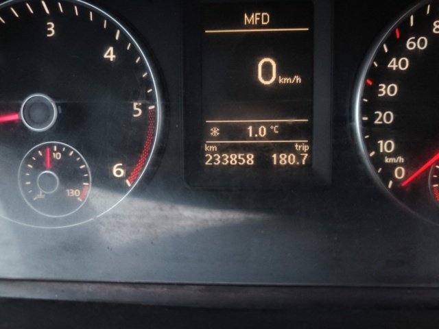 1401046-91 Volkswagen Caddy 1.6 TDI DPF DSG -2011