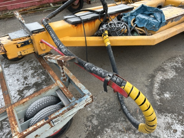 1423683-25 Hydraulisk båtvagga / upptagningsvagn