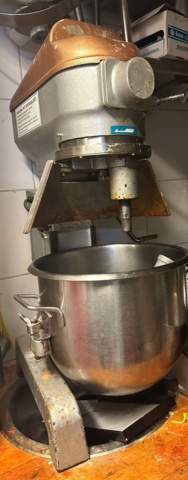 1396265-2 Dough mixer 20L - Smaky SP-200