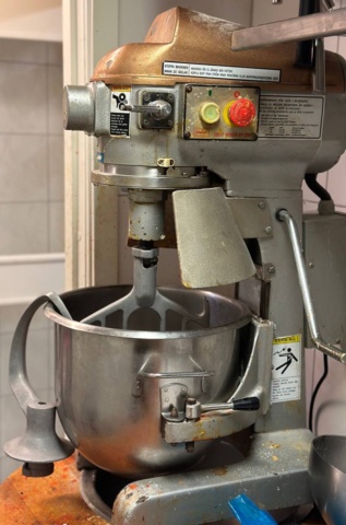 1396265-3 Dough mixer 20L - Smaky SP-200