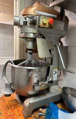 1396265-8 Dough mixer 20L - Smaky SP-200