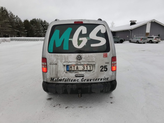 1401047-4 Volkswagen Caddy 1.6 TDI -2011