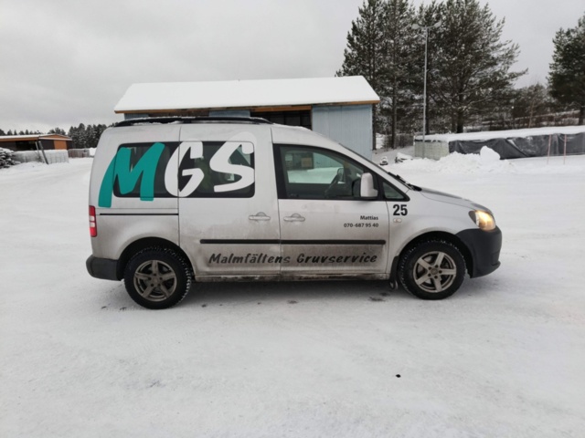 1401047-6 Volkswagen Caddy 1.6 TDI -2011