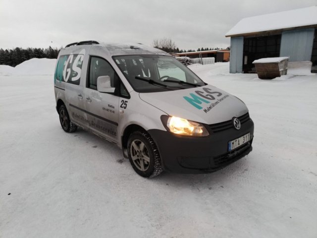 1401047-7 Volkswagen Caddy 1.6 TDI -2011