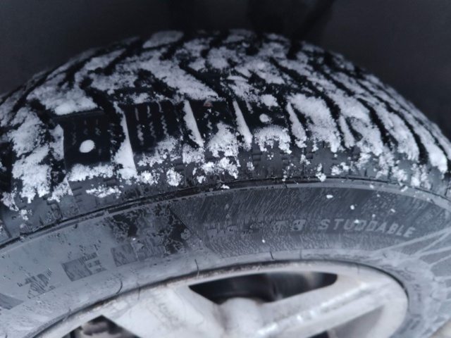 1401047-10 Volkswagen Caddy 1.6 TDI -2011