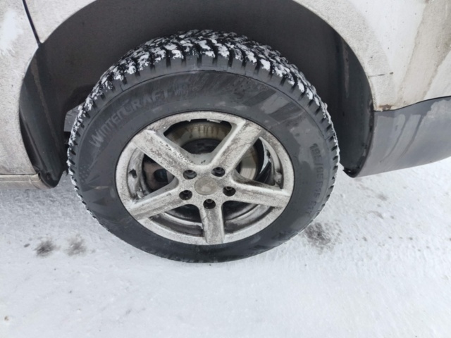 1401047-11 Volkswagen Caddy 1.6 TDI -2011