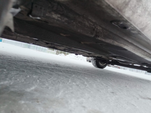 1401047-28 Volkswagen Caddy 1.6 TDI -2011