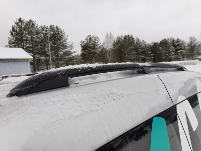 1401047-37 Volkswagen Caddy 1.6 TDI -2011