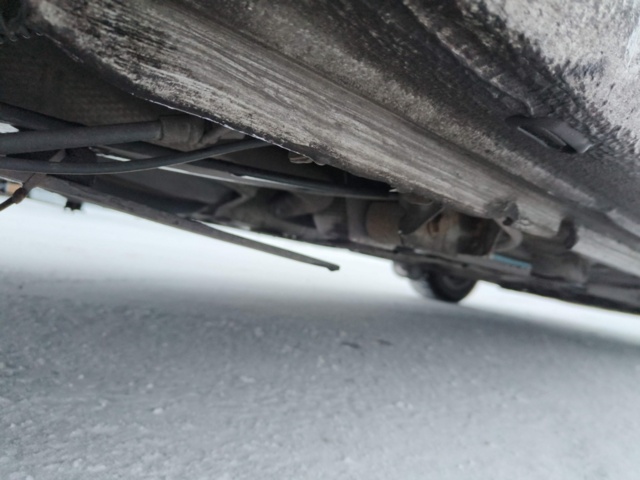 1401047-39 Volkswagen Caddy 1.6 TDI -2011