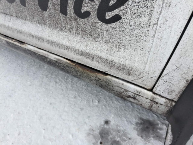 1401047-43 Volkswagen Caddy 1.6 TDI -2011