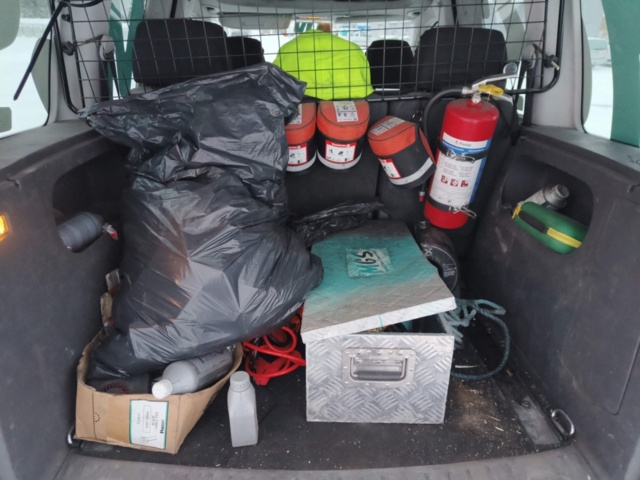 1401047-49 Volkswagen Caddy 1.6 TDI -2011