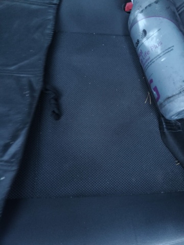 1401047-57 Volkswagen Caddy 1.6 TDI -2011