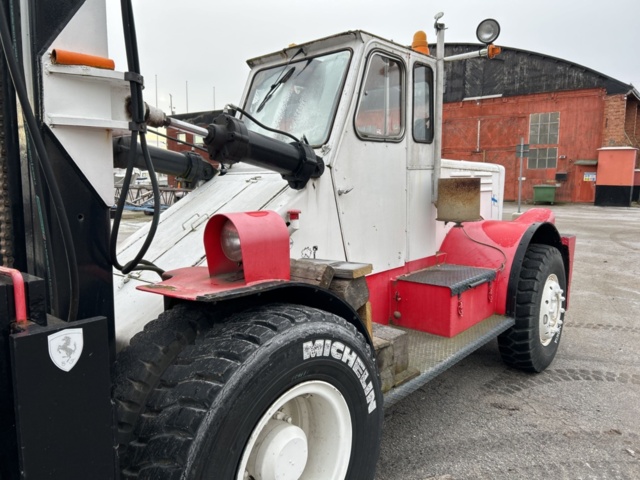 1423684-9 Forklift Valmet TD126-A1240 -1969