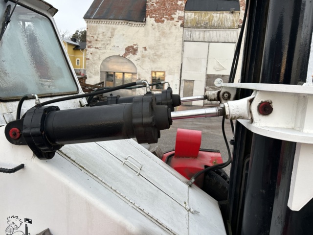 1423684-43 Forklift Valmet TD126-A1240 -1969