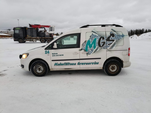 1401048-2 Volkswagen Caddy 1.6 TDI -2011