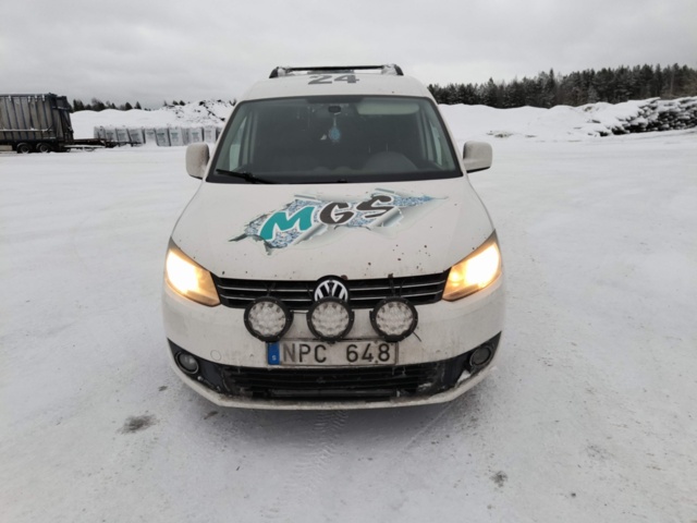 1401048-8 Volkswagen Caddy 1.6 TDI -2011