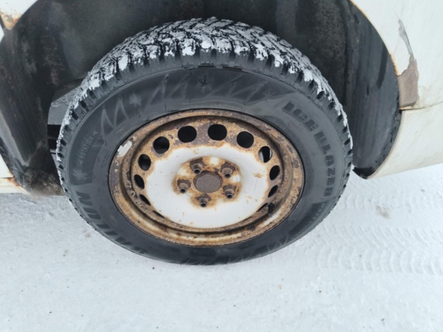 1401048-11 Volkswagen Caddy 1.6 TDI -2011