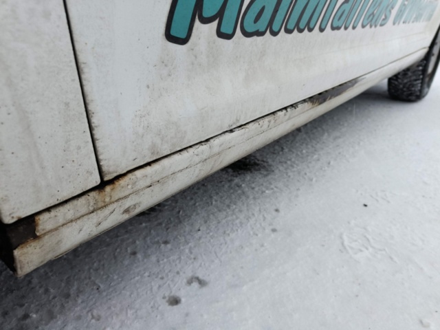 1401048-29 Volkswagen Caddy 1.6 TDI -2011