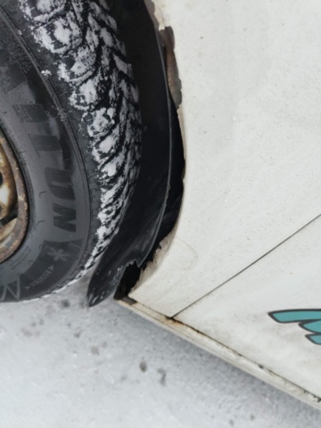 1401048-30 Volkswagen Caddy 1.6 TDI -2011