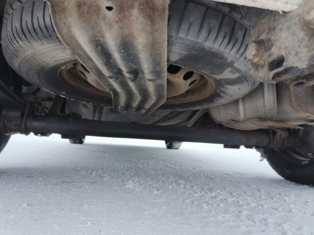 1401048-42 Volkswagen Caddy 1.6 TDI -2011