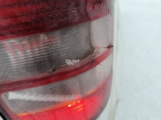 1401048-44 Volkswagen Caddy 1.6 TDI -2011