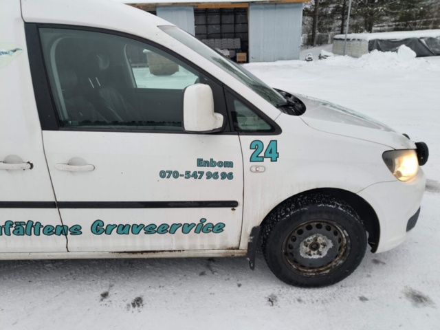 1401048-50 Volkswagen Caddy 1.6 TDI -2011