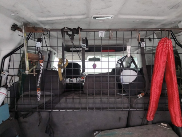 1401048-68 Volkswagen Caddy 1.6 TDI -2011