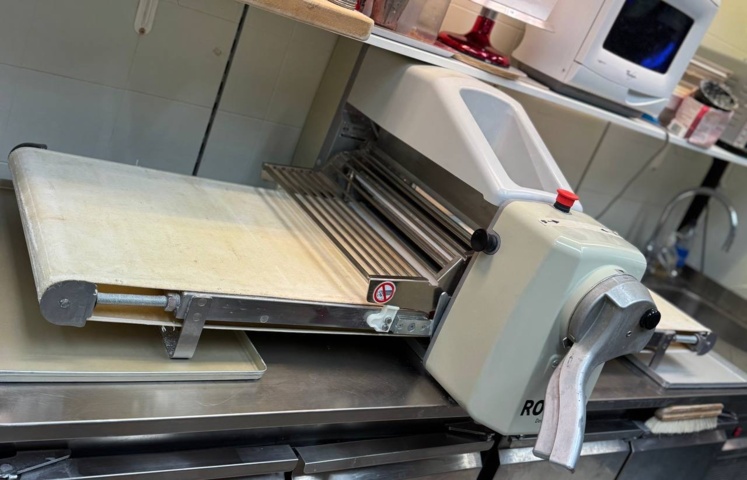 1396289-5 Kavelmaskin Rondo STM5303 -2009