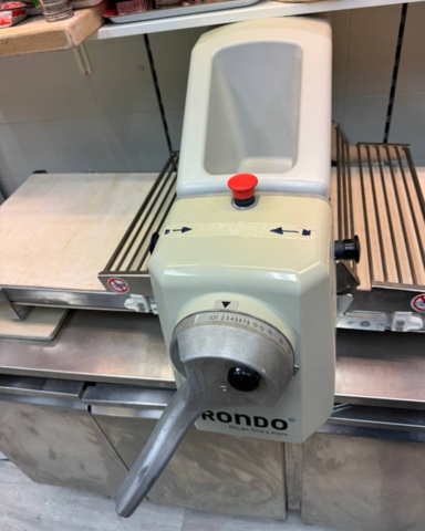 1396289-3 Kavelmaskin Rondo STM5303 -2009