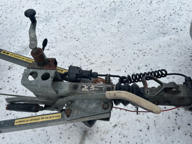 1435528-8 Trailer with cover Thule LV1000 -2007