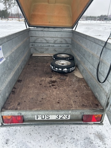 1435528-15 Trailer with cover Thule LV1000 -2007