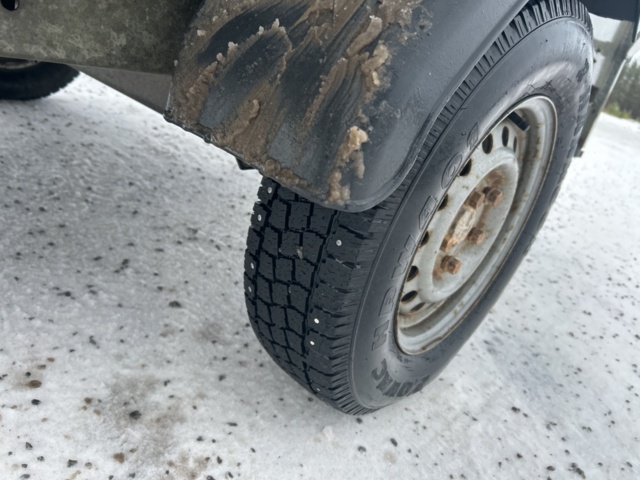 1435528-17 Trailer with cover Thule LV1000 -2007