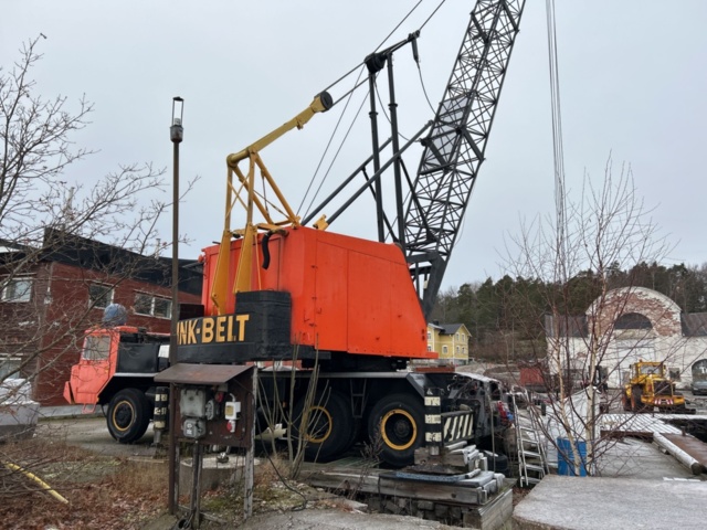 1423686-8 Mobile crane with accessories - Faunwerke LK 910/483
