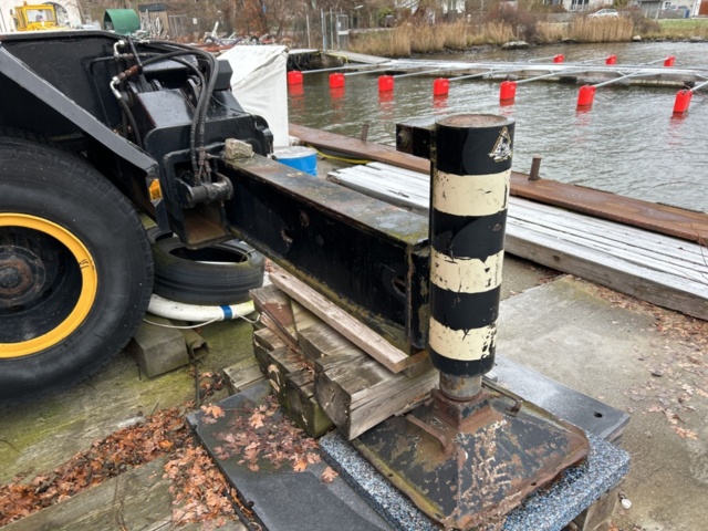 1423686-38 Mobile crane with accessories - Faunwerke LK 910/483