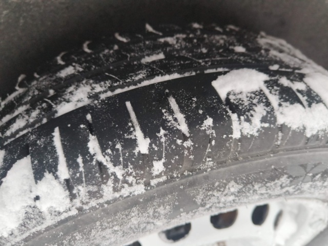 1401044-12 Volkswagen Caddy 1.9 TDI -2010 Repair item